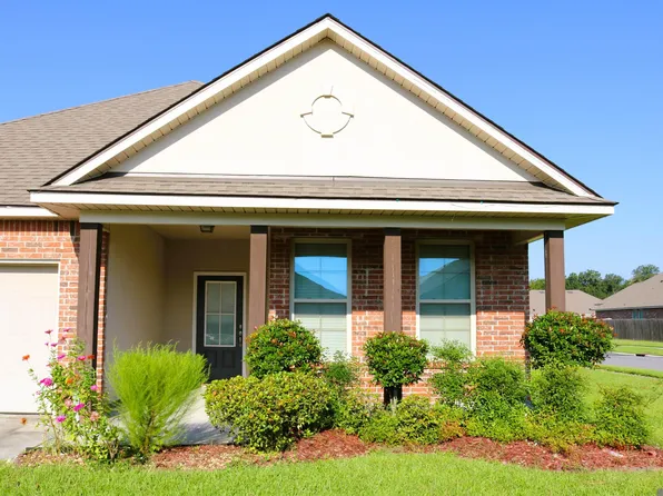 7569 Cherrybark Oak Dr, Gonzales, LA 70737