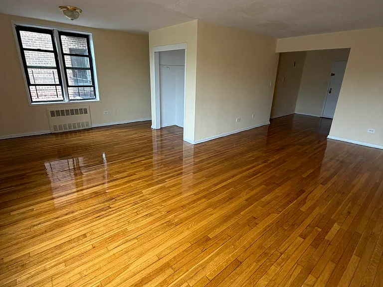 4360 Baychester Ave #4E — Photo 2