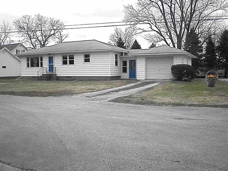 2nd image of 14016 133rd Ave W