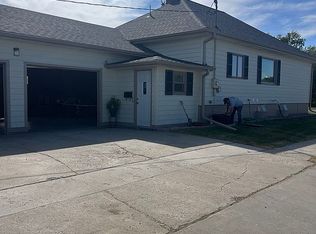 502 Adams St, Winner, SD 57580