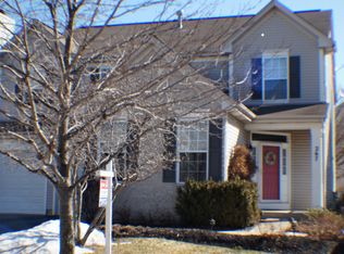 267 Eleanor Ln, Geneva, IL 60134