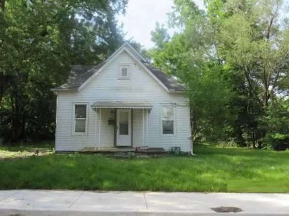 2316 W Wiswall St, Peoria, IL 61605