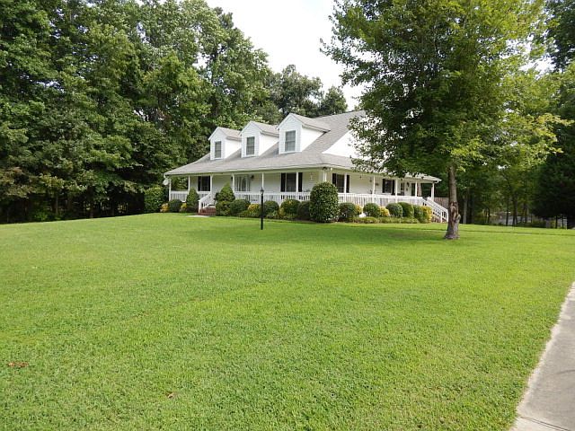 1st image of 4571 Lake Harbor Dr
