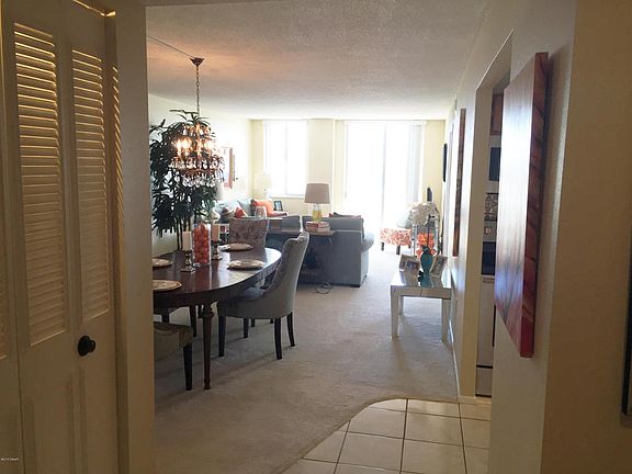 3rd image of 925 N Halifax Ave APT 407