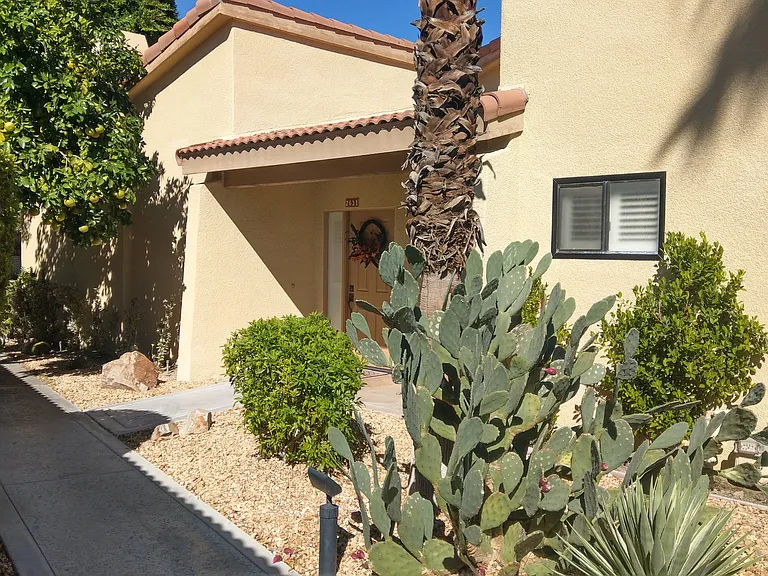 2631 N Whitewater Club Dr — Photo 2
