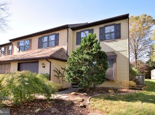 105 Cobblestone Cir, Horsham, PA 19044