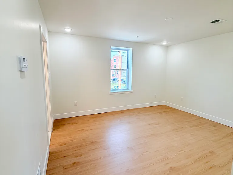 4212 Lancaster Ave #202 — Photo 14