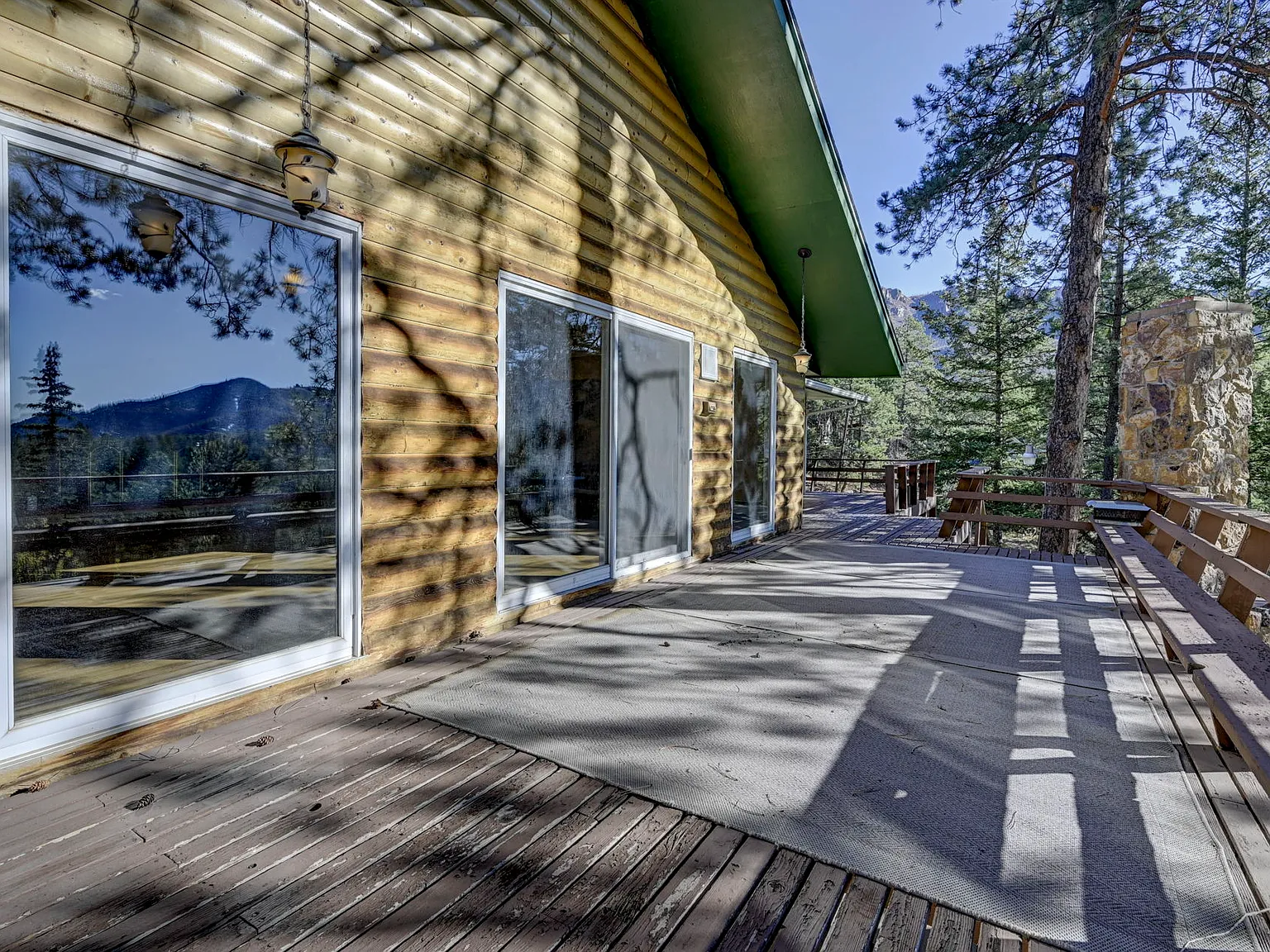 3 bed, 2.5 bath, 2500 sqft, $2,350 — Photo 2