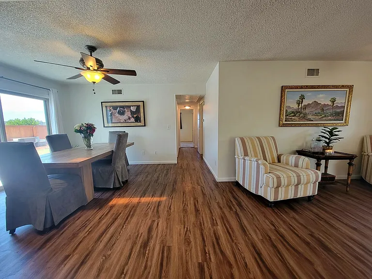 7620 Lone Star St — Photo 10