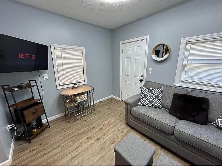 349 Berea St — Photo 2