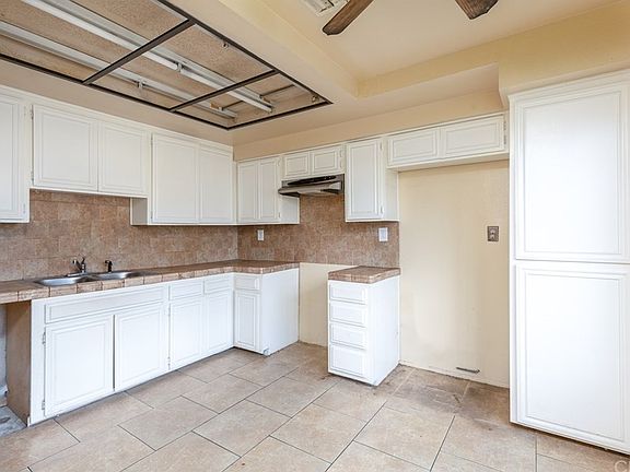 3rd image of 14500 Van Nuys Blvd Unit 14