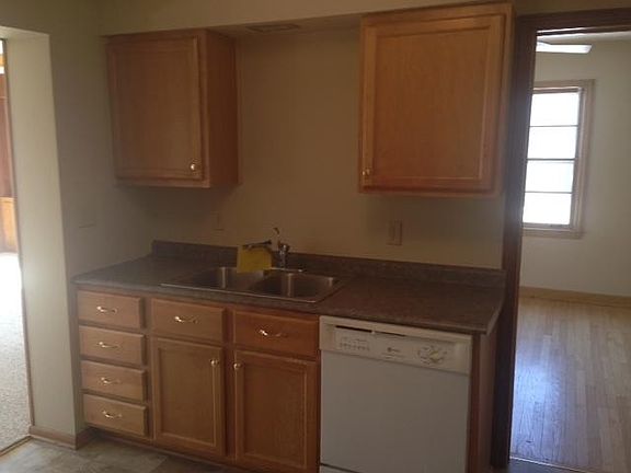 5th image of 10109 W Nash St