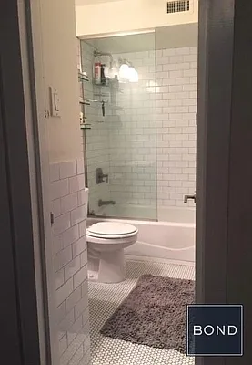 Rented by Bond New York | media 22