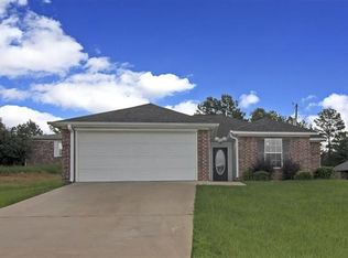 1250 Lark St, Tatum, TX 75691