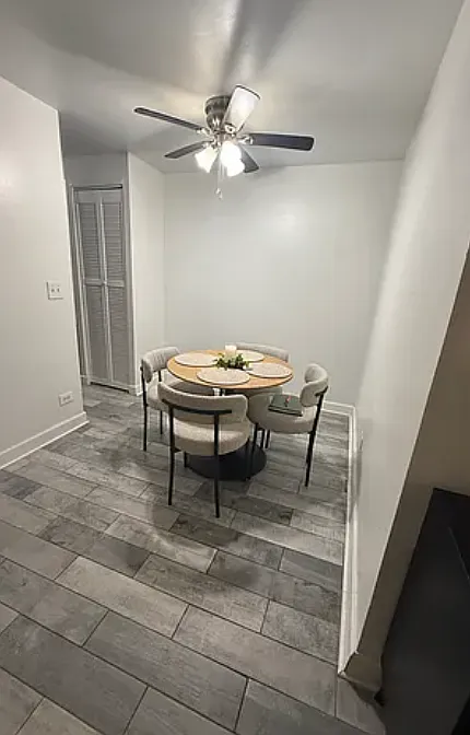 3710 N Pine Grove — Photo 3