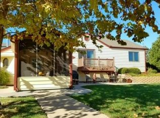 8810 N Plum St, Hutchinson, KS 67502