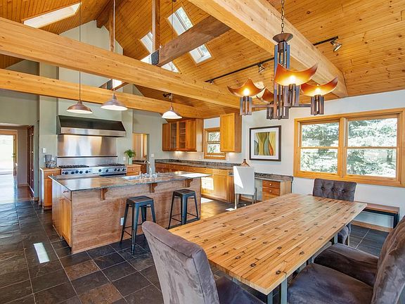 Great Space for Entertaining