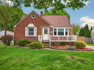 99 Creekward Dr, Buffalo, NY 14224