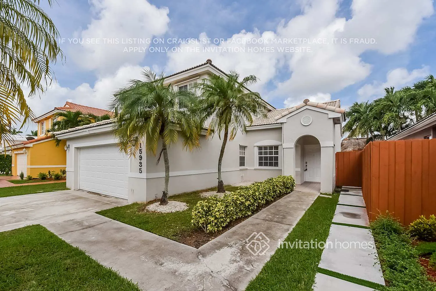 15935 SW 83rd Ter Miami, FL 33193 — Photo 2