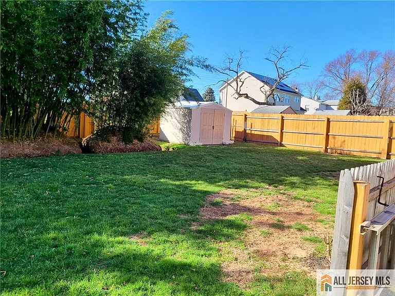 23 Coolidge Ave — Photo 24