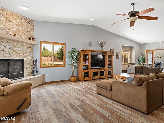 4th image of 3900 E Calle Agassiz