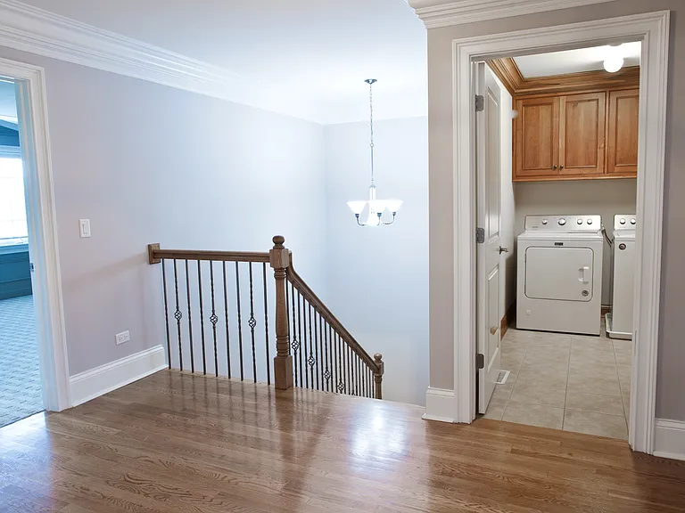2211 Maple Hill Ct — Photo 8