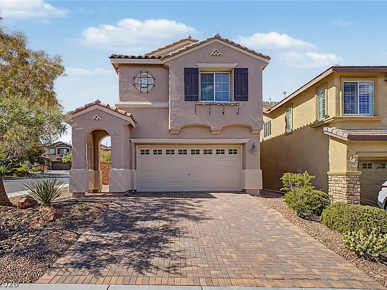 10560 Laurelwood Lake Ave — Photo 1