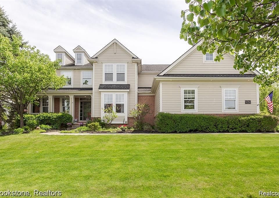 1st image of 5747 Strawberry Cir