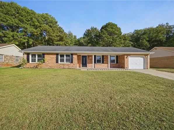 1249 E Eva Blvd, Chesapeake, VA 23320