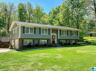409 Indian Oaks Dr, Anniston, AL 36206