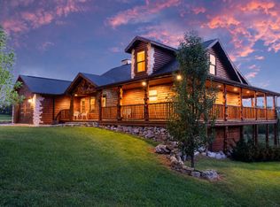 105 Alexas Xing, Reeds Spring, MO 65737