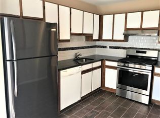 124 Fulton Ct, New Brunswick, NJ 08901