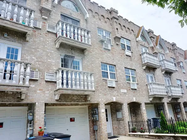 28-20 41st Street image 1 of 9