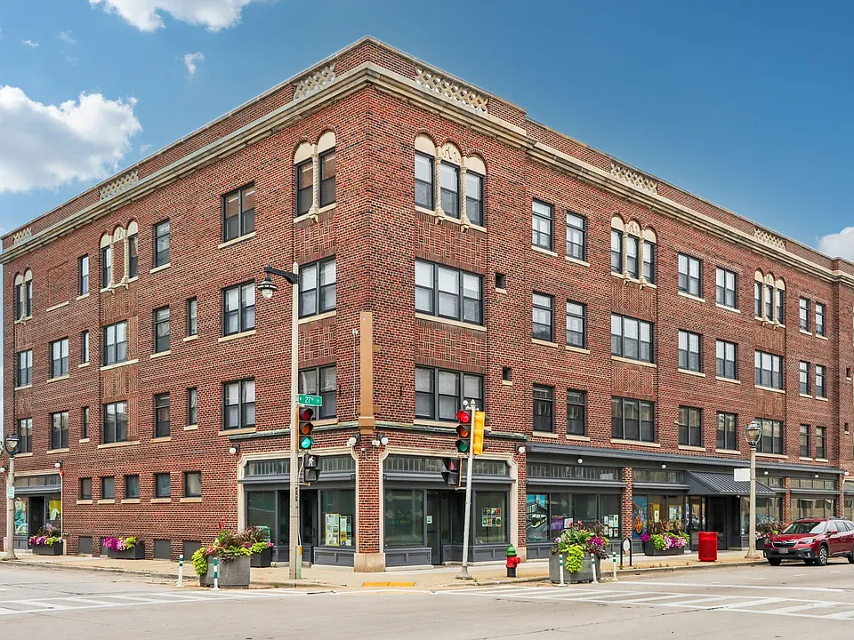 Concordia 27 Apartments - Free 1G Internet & Parking