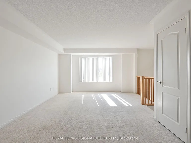 3135 Boxford Cres #6 — Photo 6