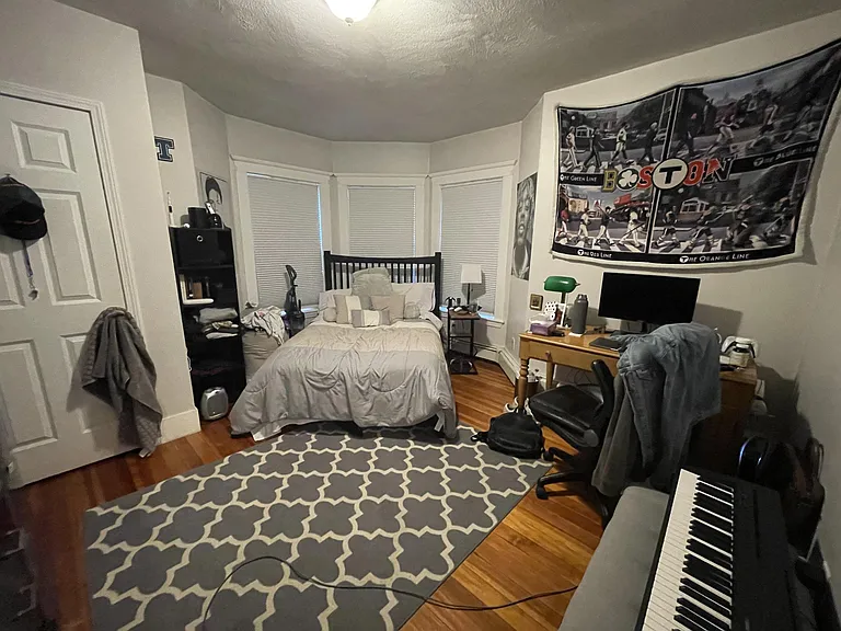 235 Main St #1 — Photo 9