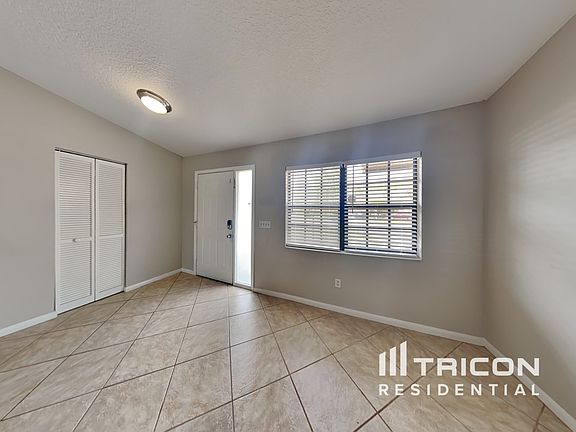 2nd image of 98 Bridgehaven Dr