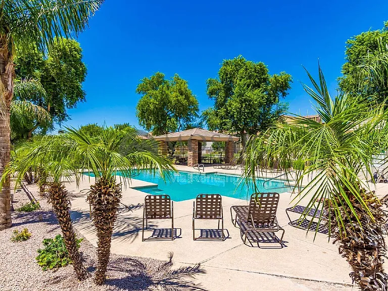1384 S Sabino Dr — Photo 41