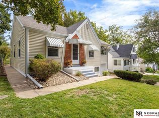 2137 S 61st Ave, Omaha, NE 68106