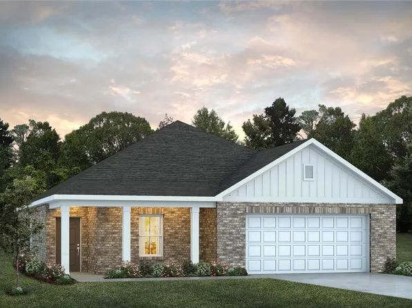 967 Great Bear Rd, Opelika, AL 36804