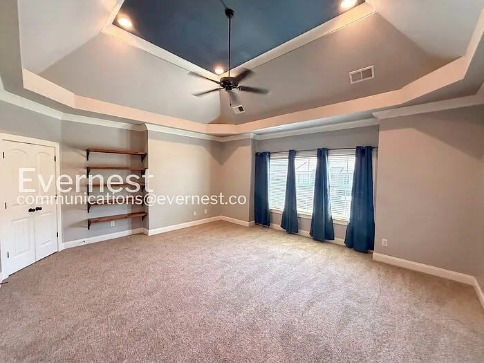 656 Flag Cir — Photo 14