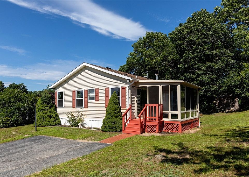 1st image of 6 Headlands Dr