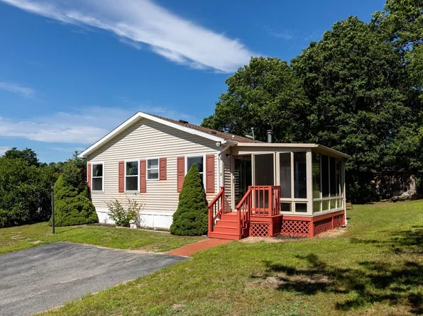 6 Headlands Dr, Plymouth, MA 02360