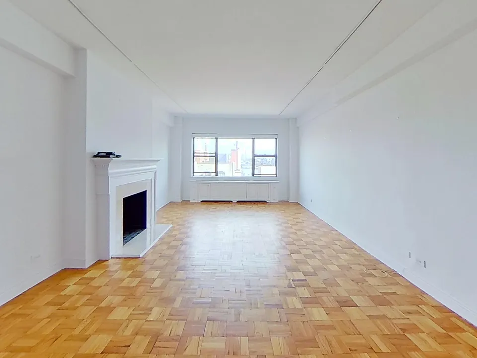 20 Beekman Pl #10B