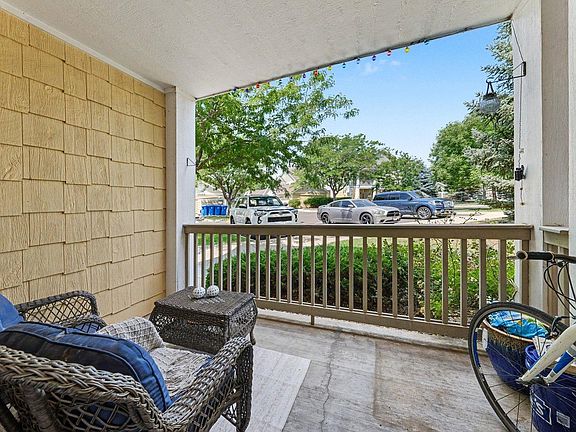 3rd image of 4745 Hahns Peak Dr #103