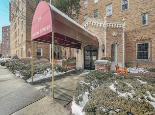219 Bronx River Road #4N, Yonkers, NY 10704