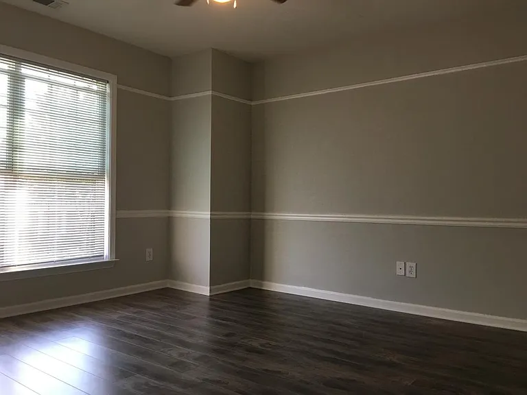 580 Marylebone Dr — Photo 9