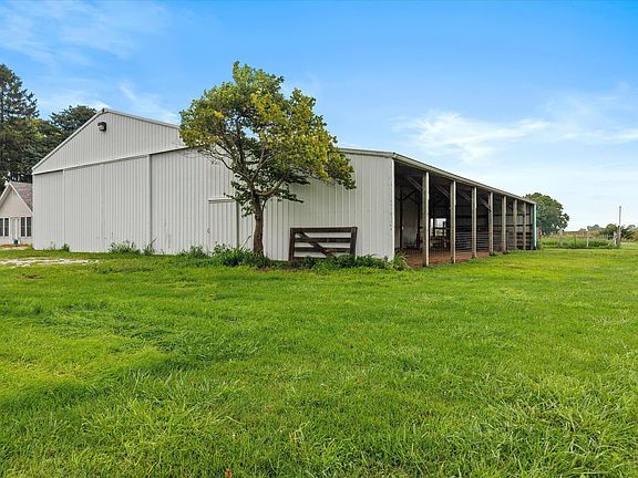 4th image of 3493 N County Road 100 E
