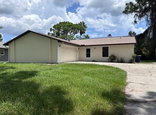 3039 Queen Palm Dr, Edgewater, FL 32141