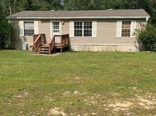 2035 Inwood Rd, Grand Ridge, FL 32442